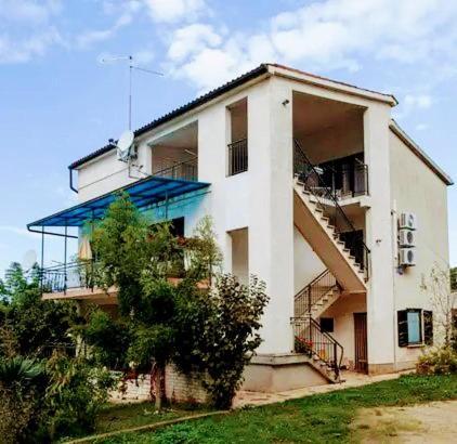 Guesthouse Resan Medulin Bagian luar foto