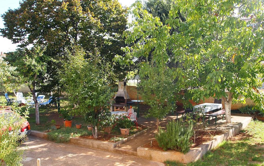 Guesthouse Resan Medulin Bagian luar foto